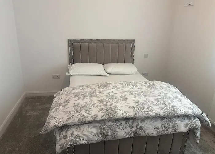 Cozy One-Bedroom